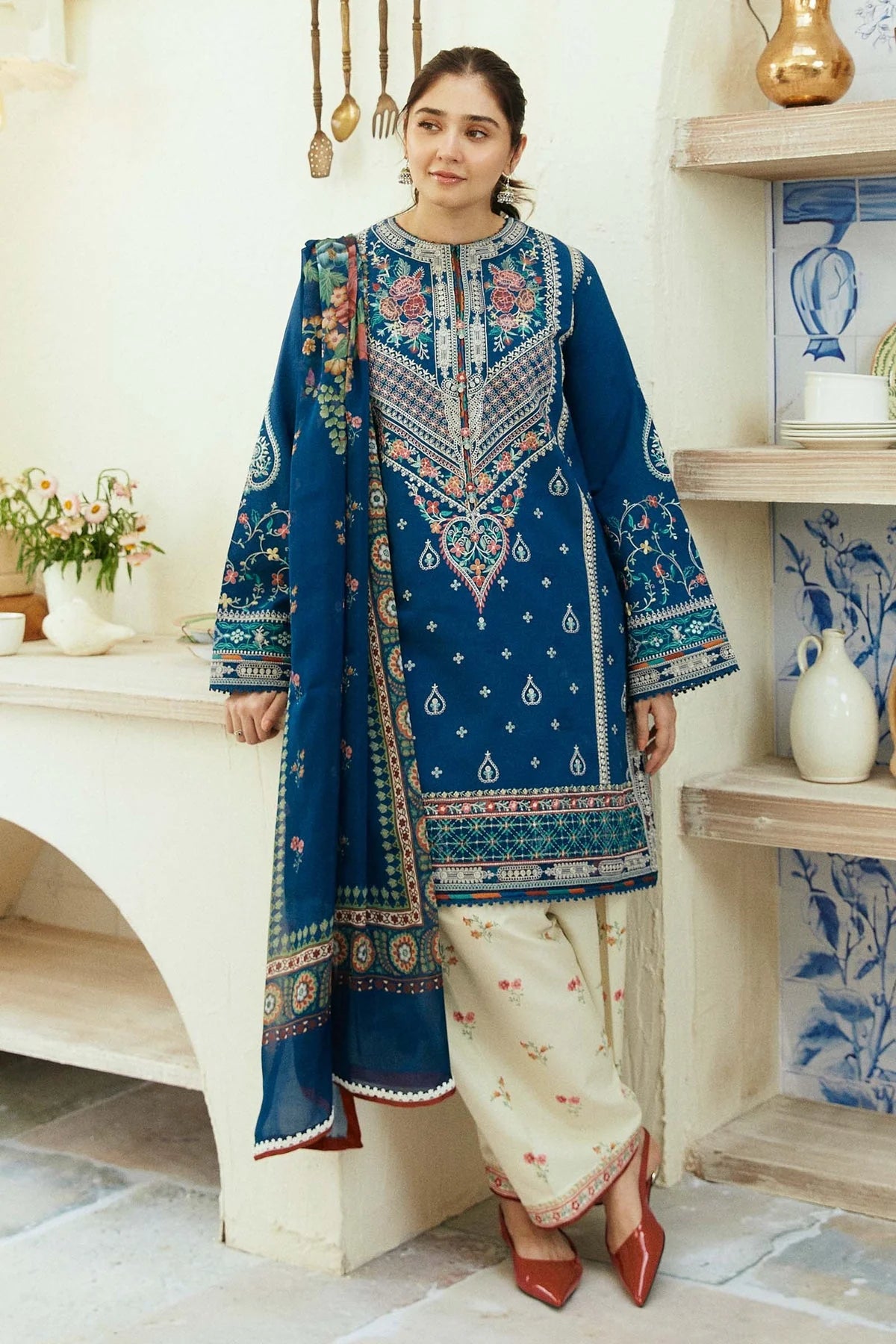 ZARA SHAHJAHAN EMBROIDERED LAWN- 3PC WITH SLUB NET PRINTED DUPATTA - AW1010